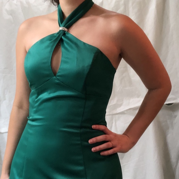 Emerald green Evening gown, halter top diamond A - Picture 2 of 8